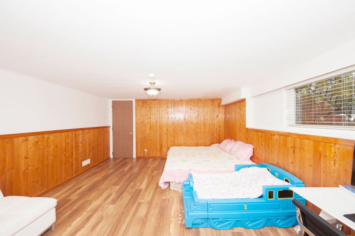 6467 Sumas St, Burnaby 21