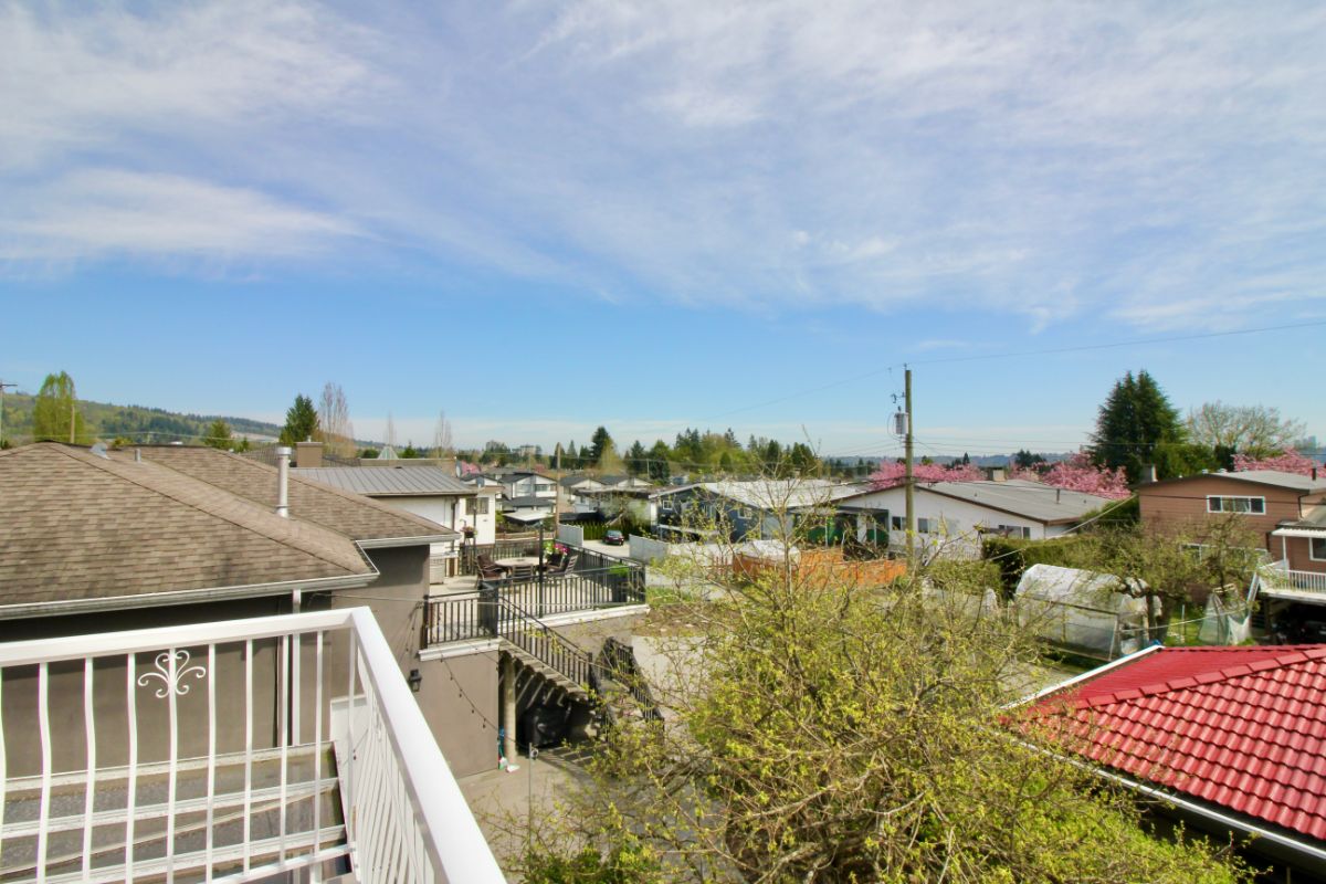 6628 Kitchener St, Burnaby 28