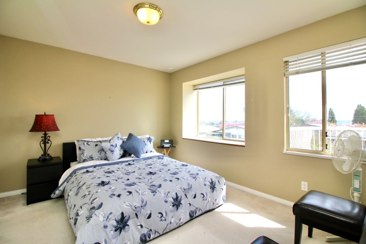 6628 Kitchener St, Burnaby 31