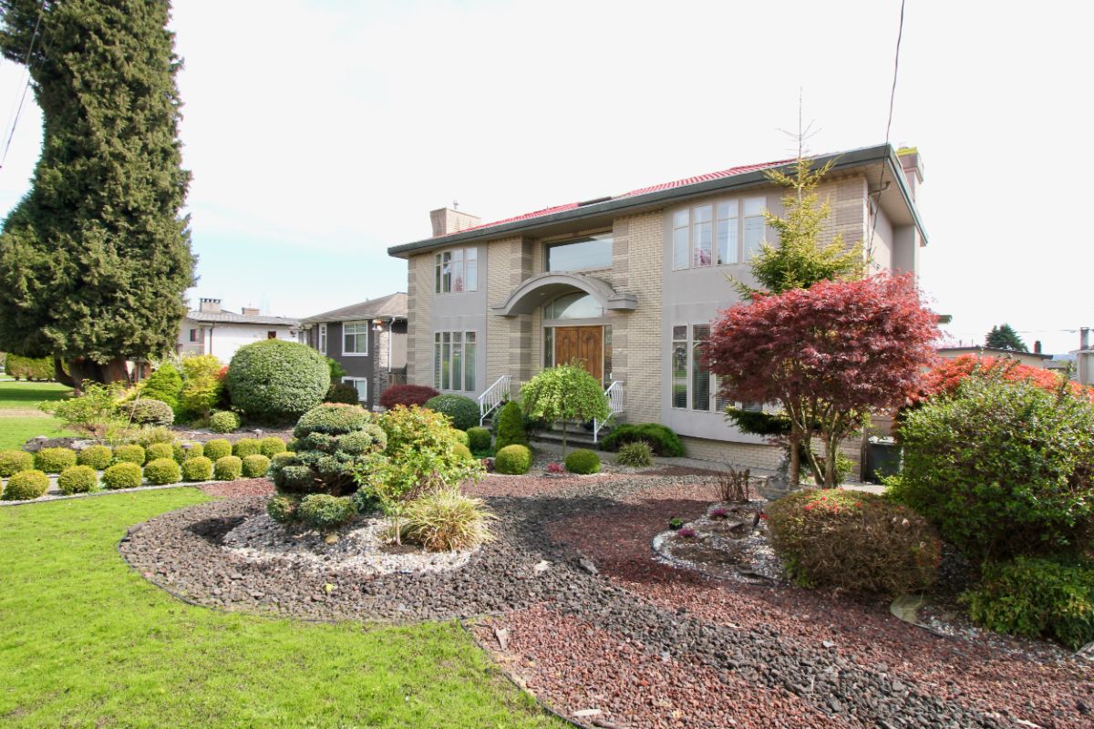 6628 Kitchener St, Burnaby 40