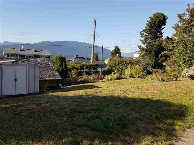 7045 Ridge Drive, Burnaby 3