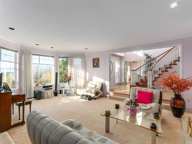 7438 Pandora Drive, Burnaby 13