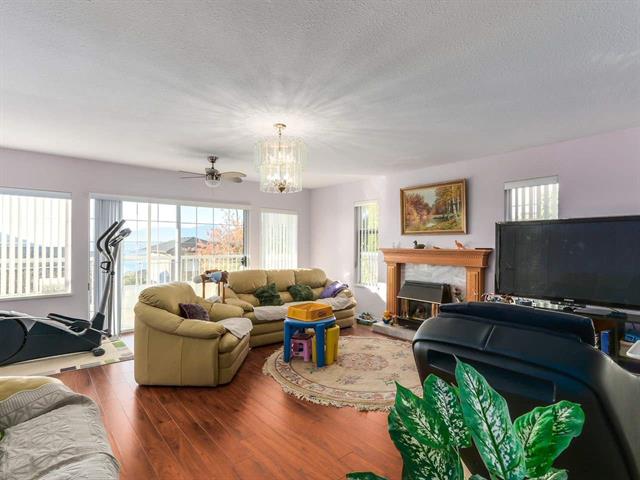 7438 Pandora Drive, Burnaby 16
