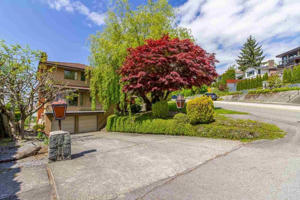 5390 Empire Drive, Burnaby North