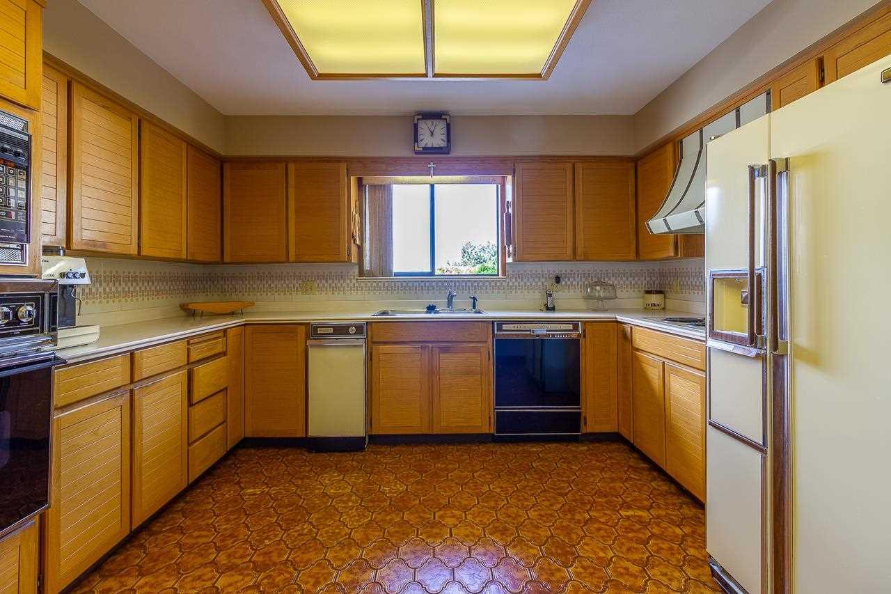 5390 Empire Drive, Burnaby North 15