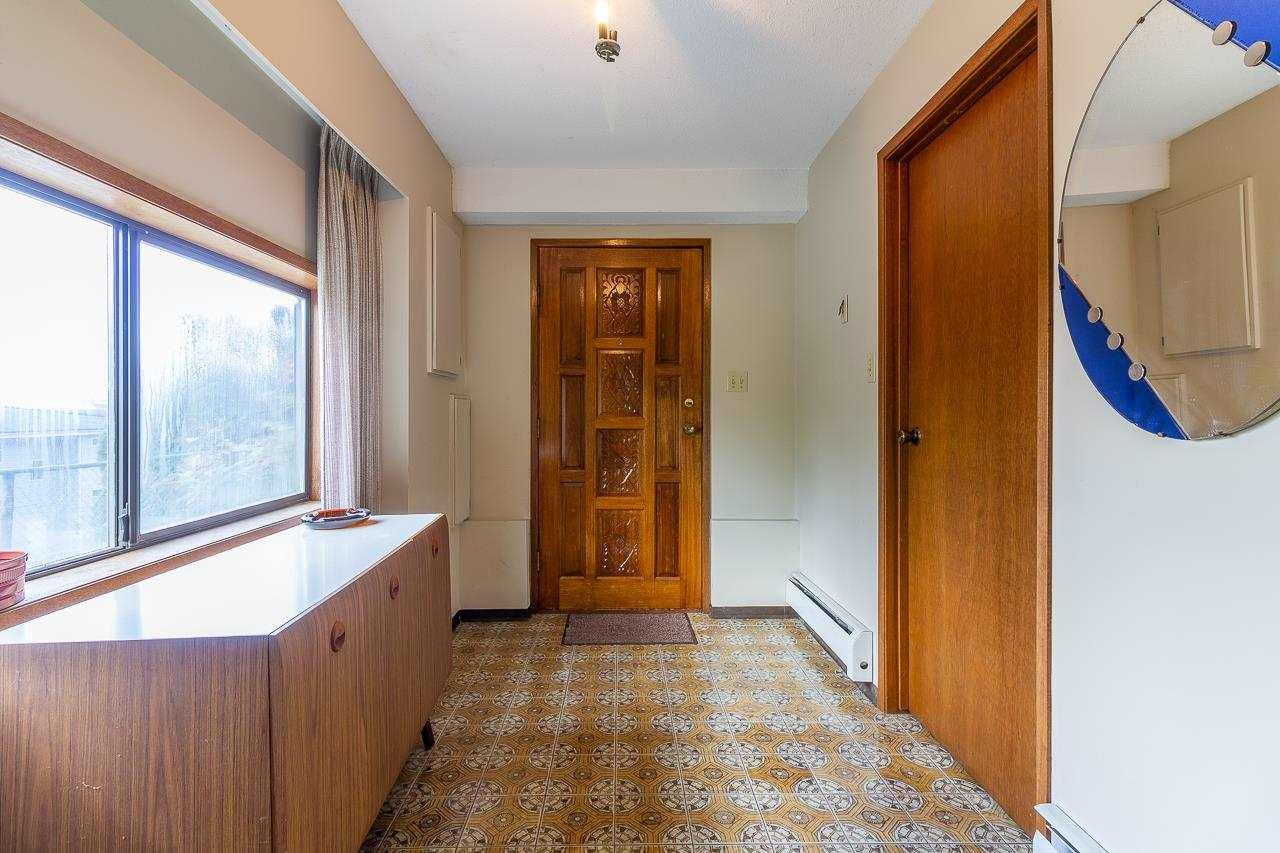 5390 Empire Drive, Burnaby North 36