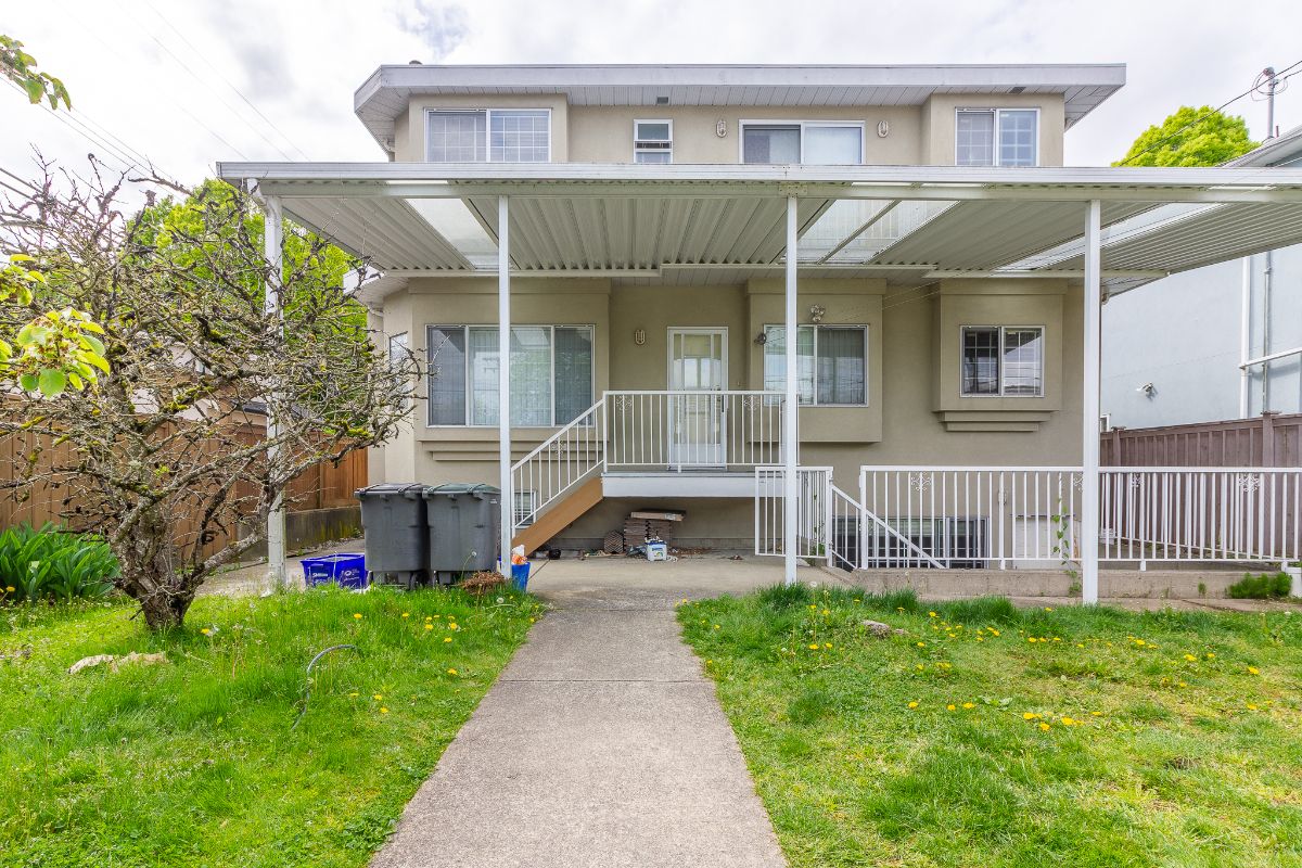 6488 Dumfries St, Vancouver 30