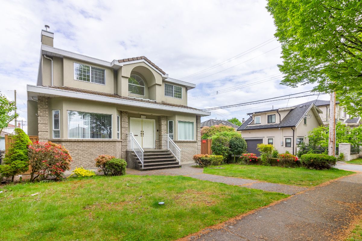 6488 Dumfries St, Vancouver 35