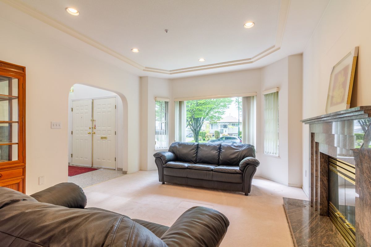 6488 Dumfries St, Vancouver 6