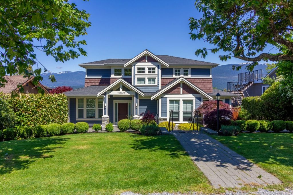 7069 Sierra Drive, Burnaby North