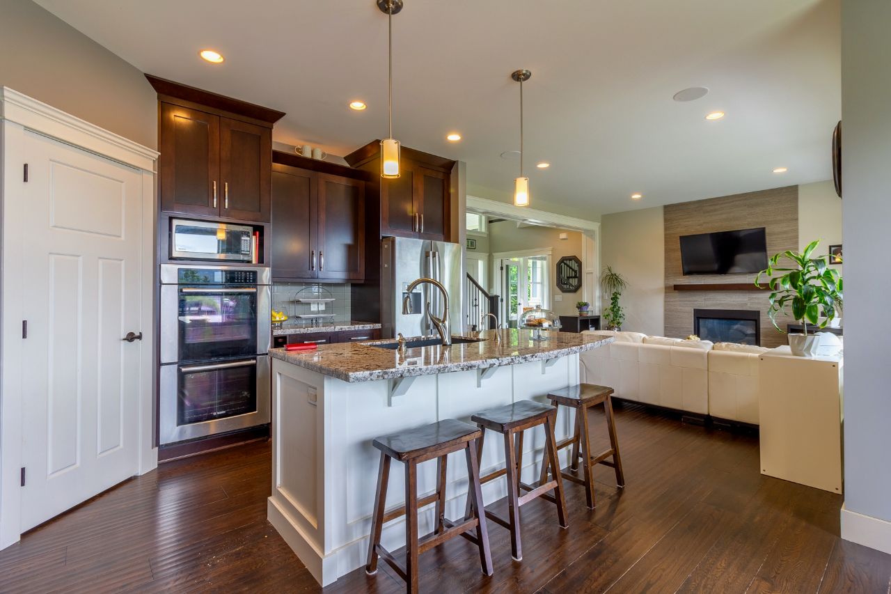 7069 Sierra Drive, Burnaby North 13