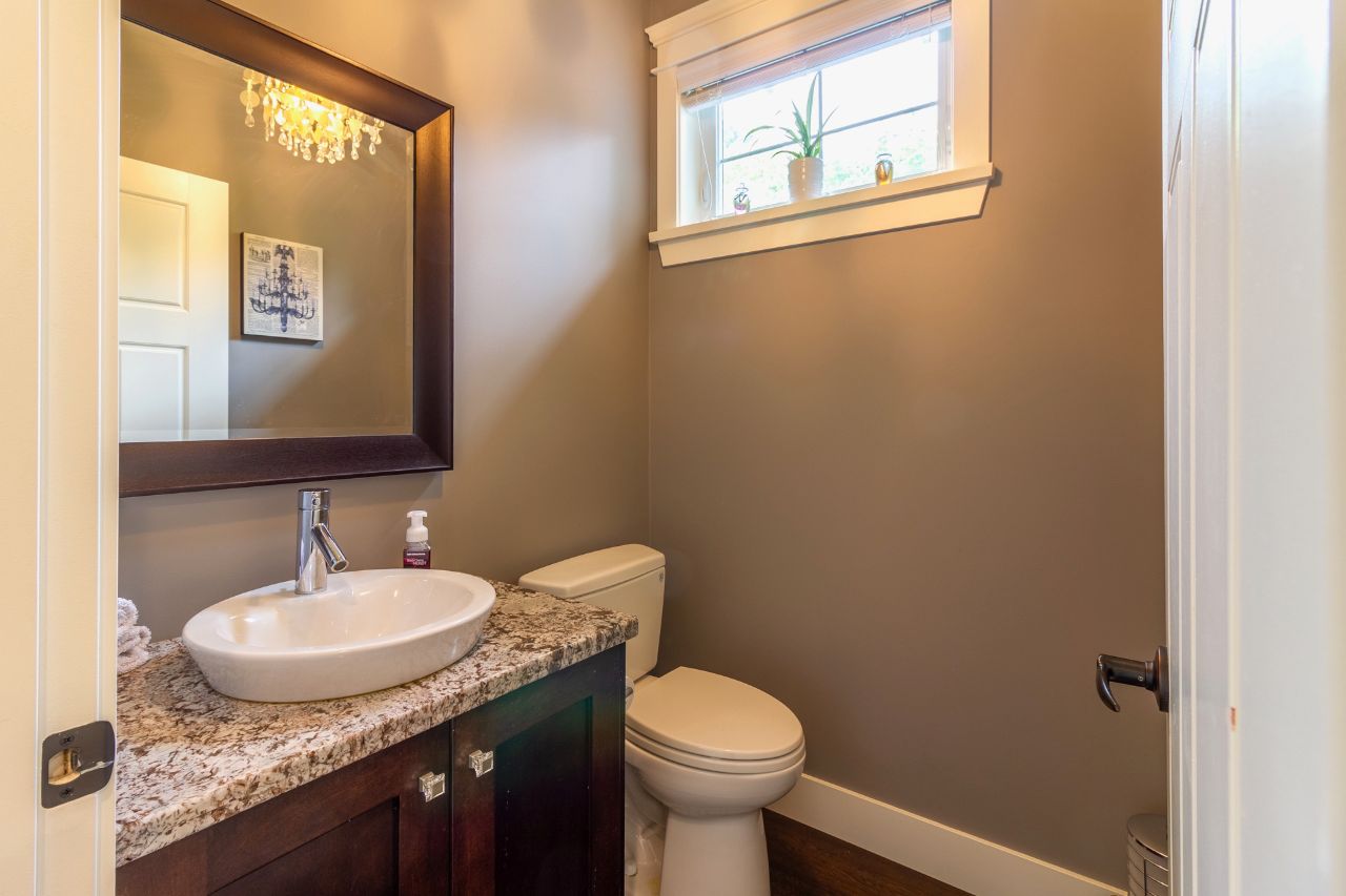 7069 Sierra Drive, Burnaby North 17