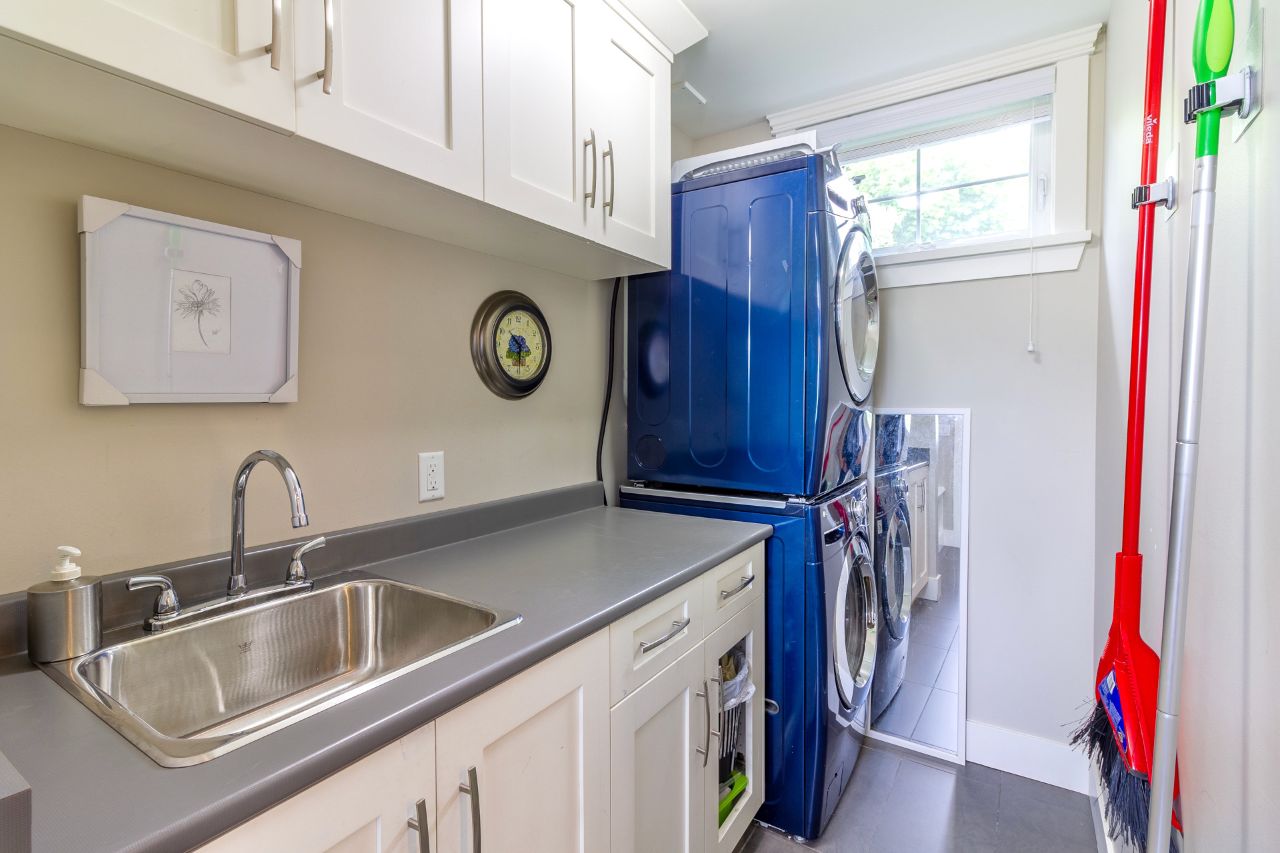 7069 Sierra Drive, Burnaby North 19