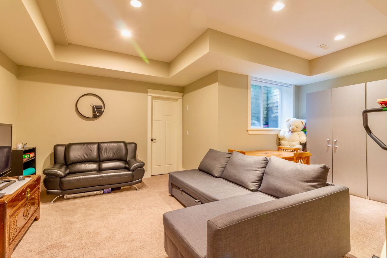 7069 Sierra Drive, Burnaby North 28