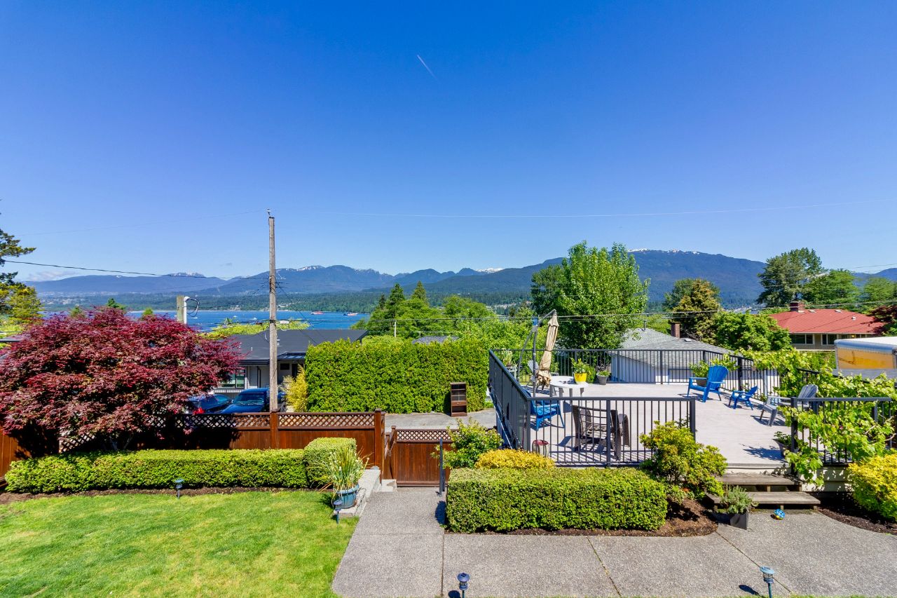 7069 Sierra Drive, Burnaby North 30