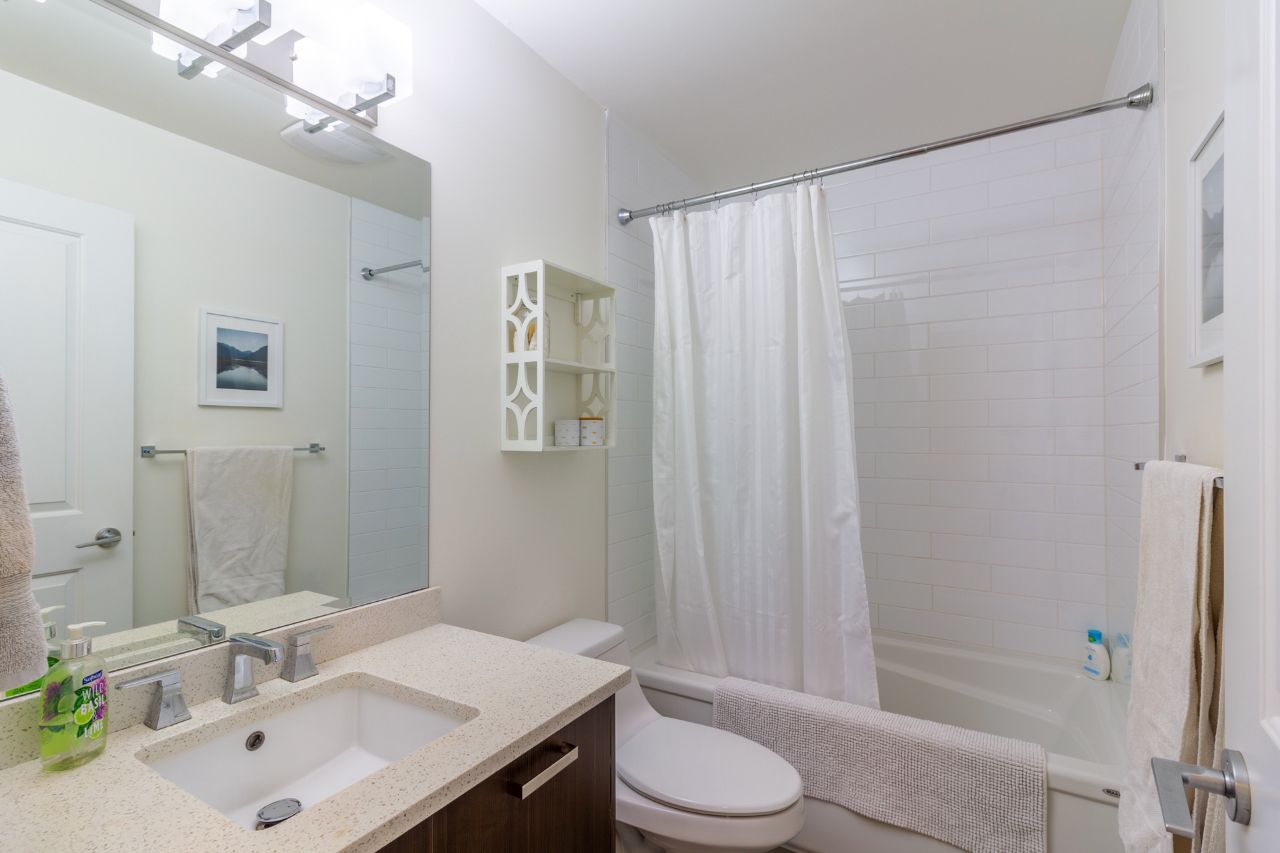 55 9989 E Barnston Dr, North Surrey 20