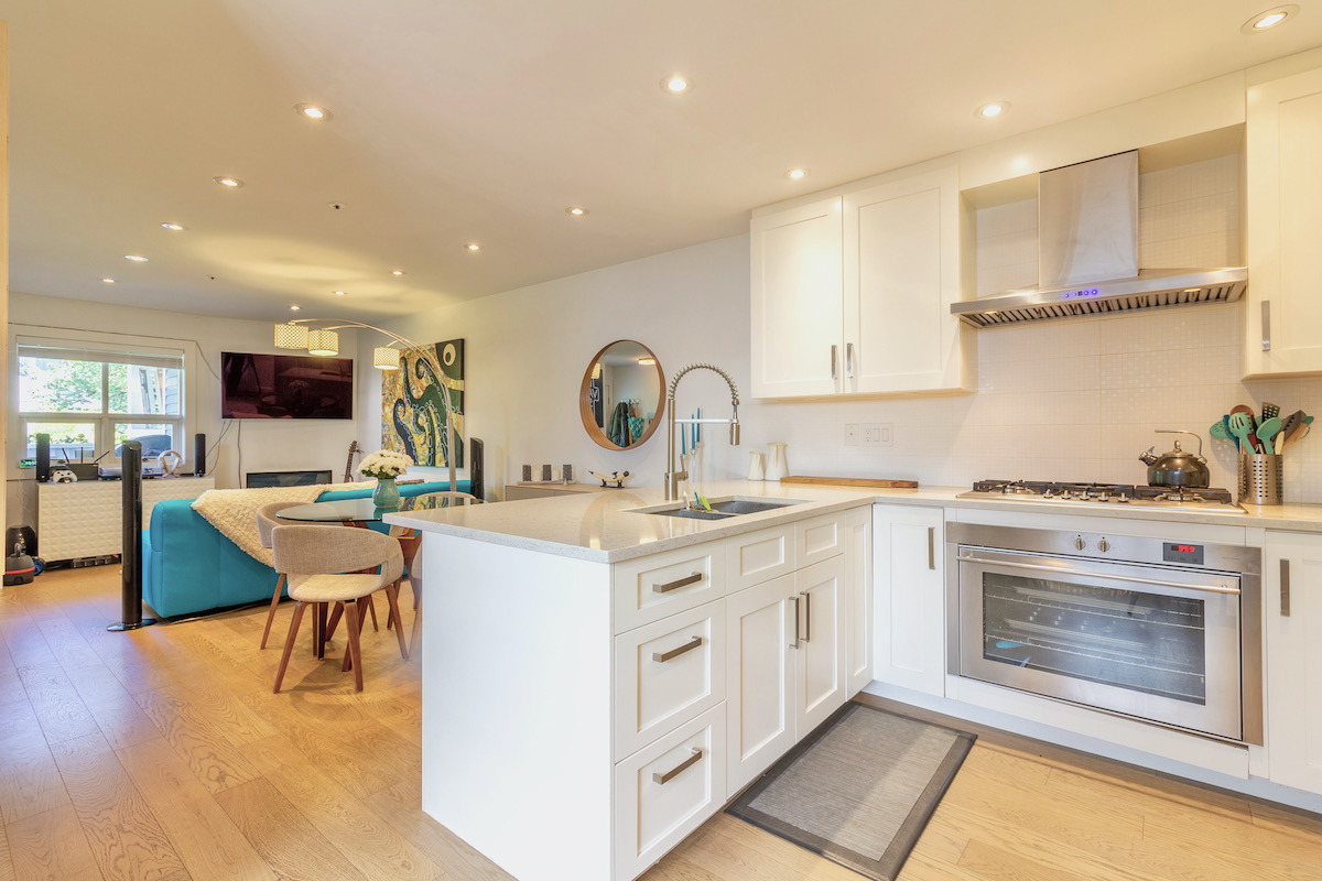 12 W 14th Avenue, Vancouver West 11