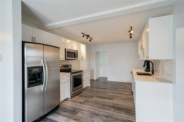 106 Carroll Street, New Westminster 11