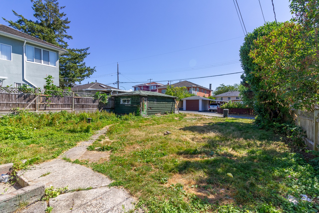 1440 Rosser Avenue, Burnaby North 4