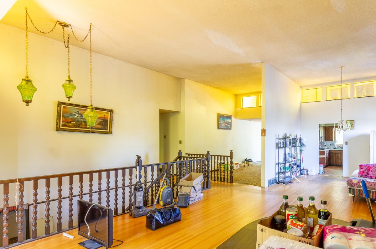 1610 Giles Place, Burnaby North 2