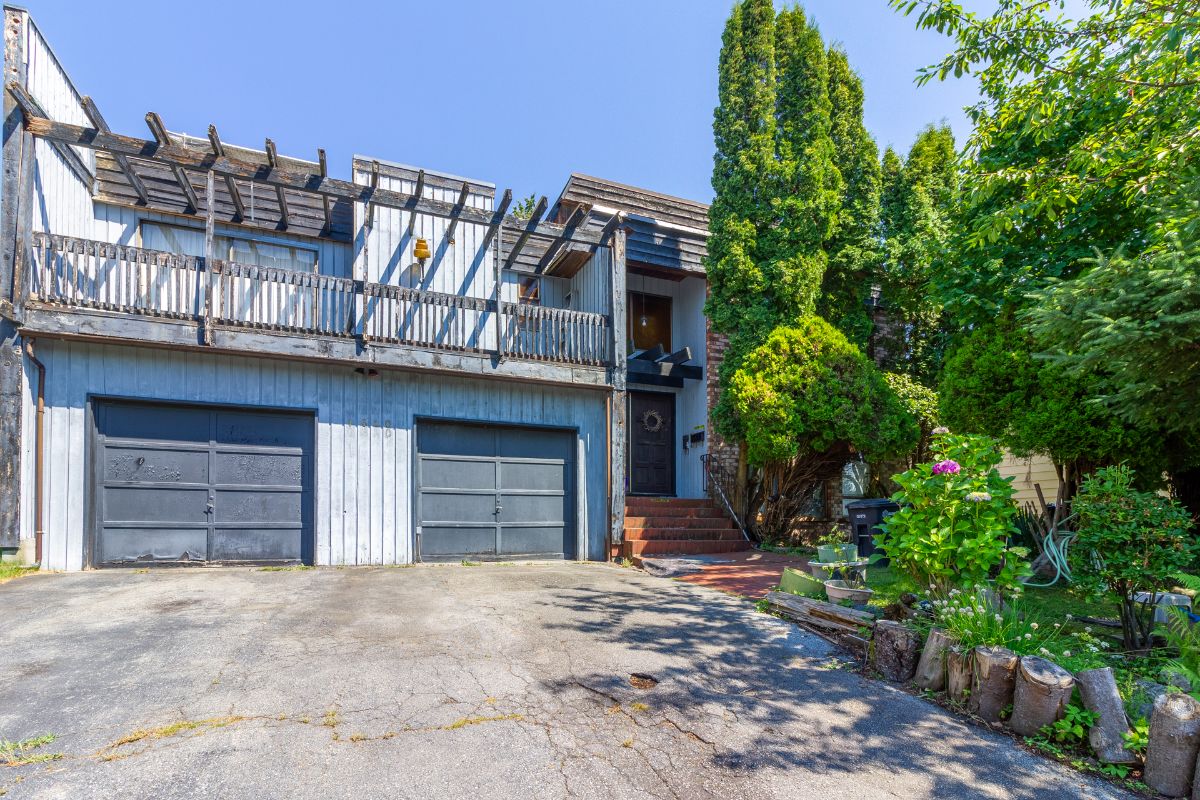 1610 Giles Place, Burnaby North