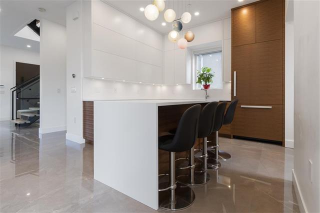 2620 Adanac Street, Vancouver East 12