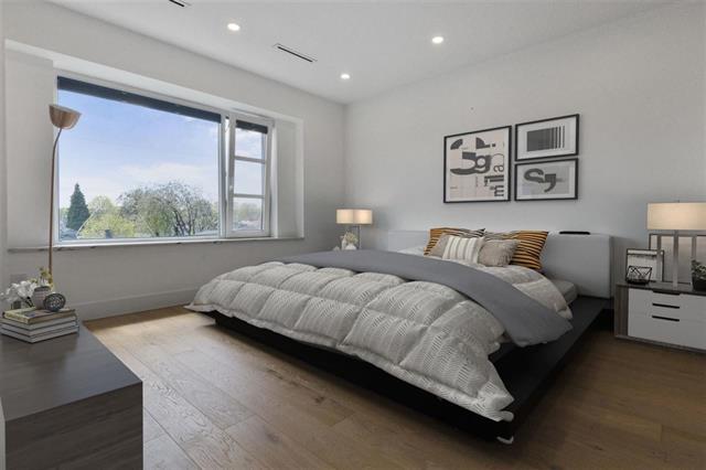 2620 Adanac Street, Vancouver East 15