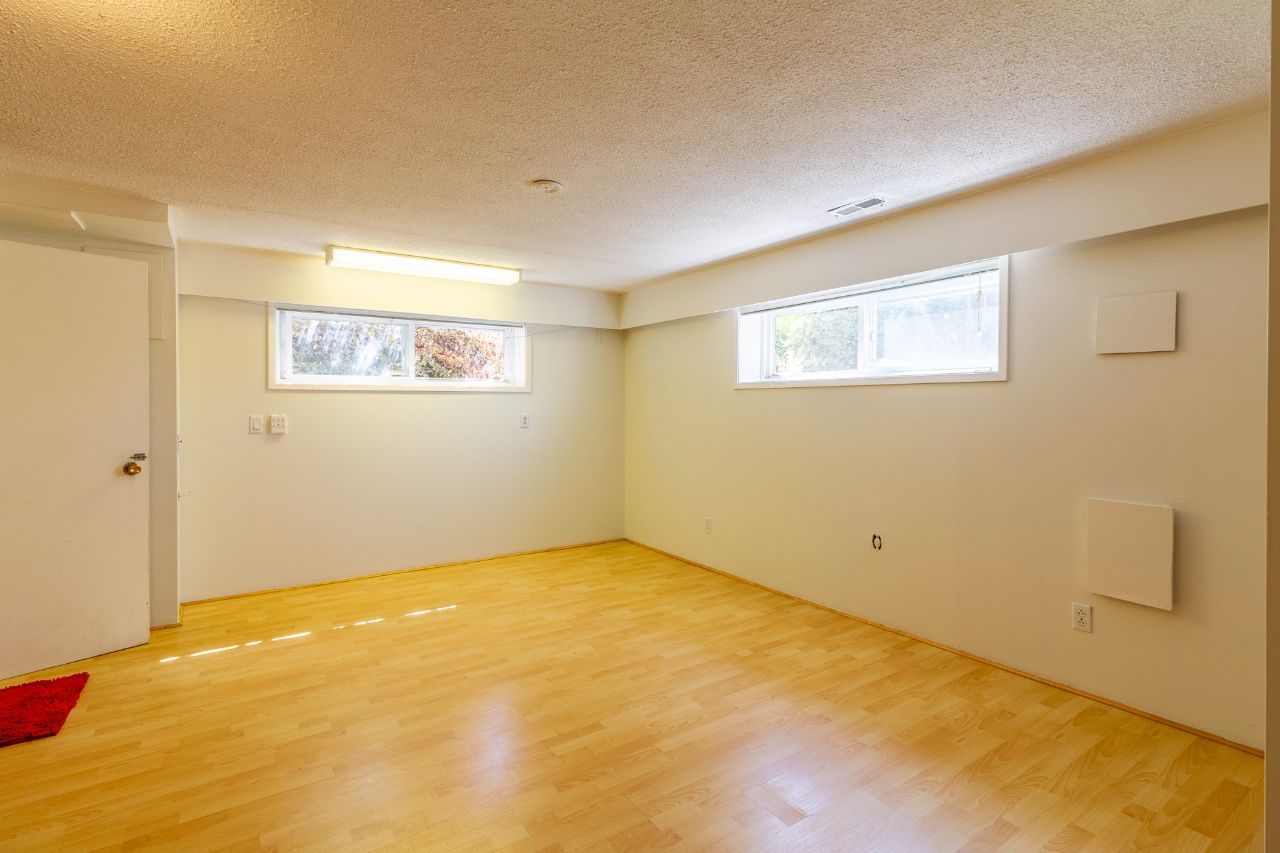 4751 Ridgelawn Drive, Burnaby North 17