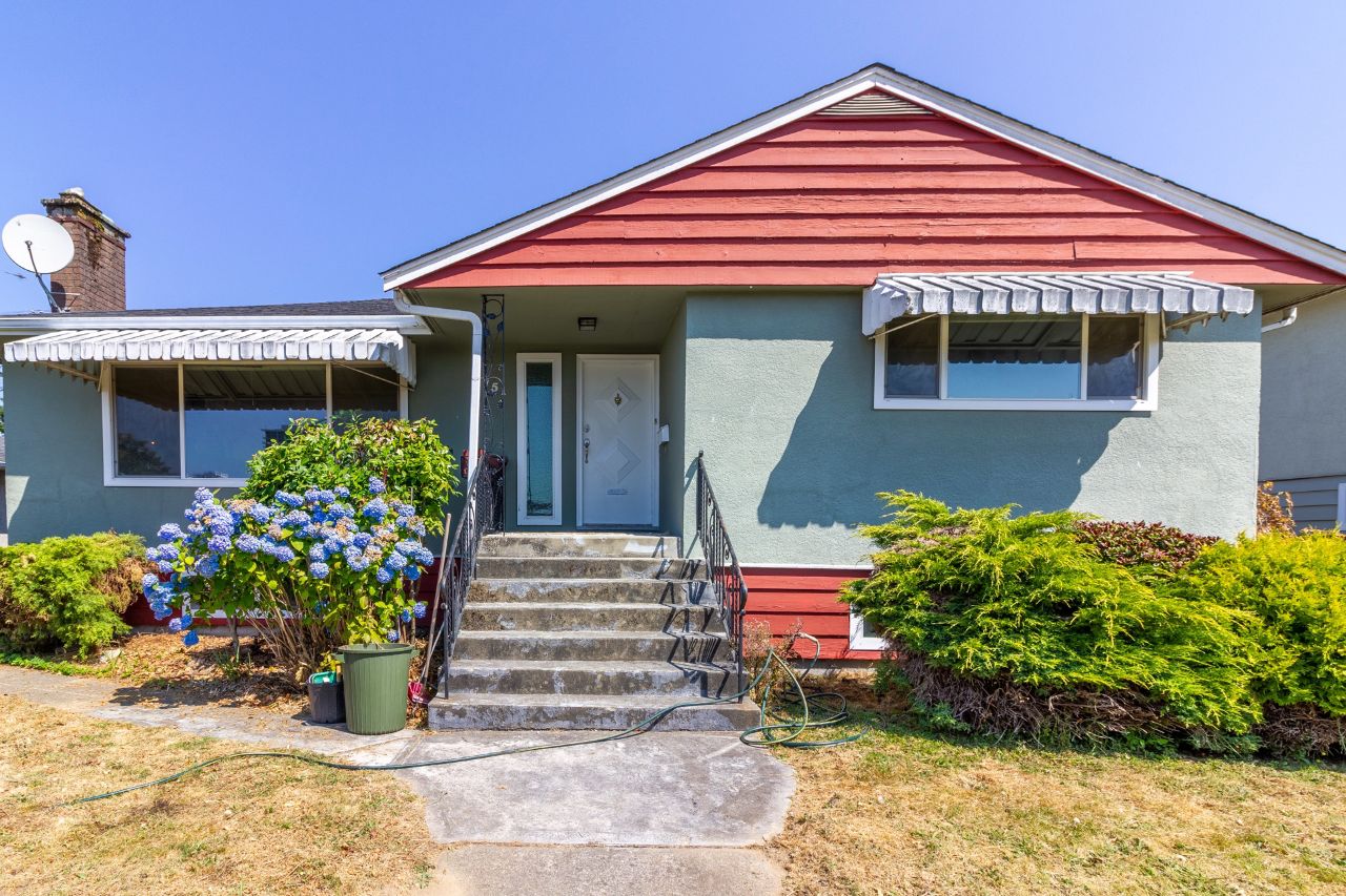 4751 Ridgelawn Drive, Burnaby North 3
