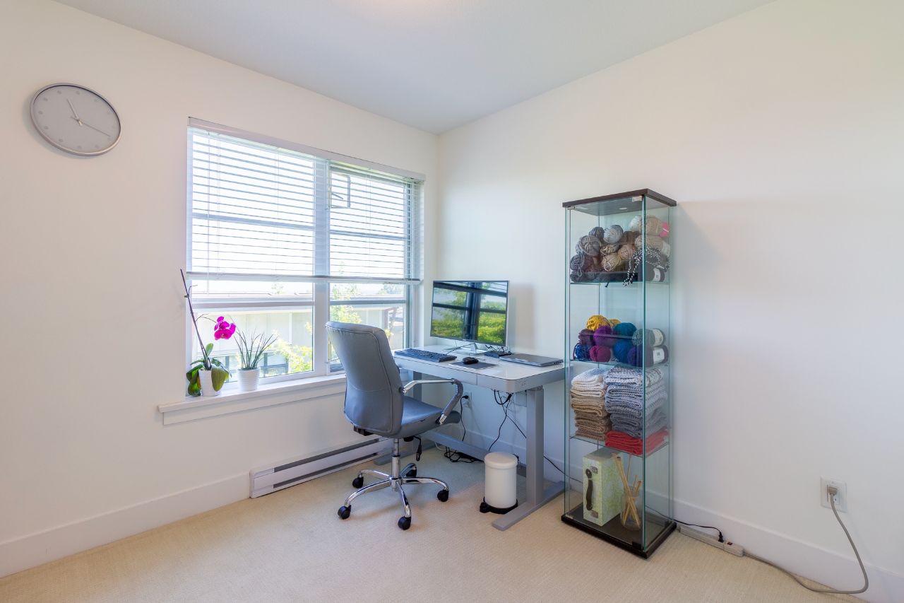 60 9989 E Barnston Drive, North Surrey 20