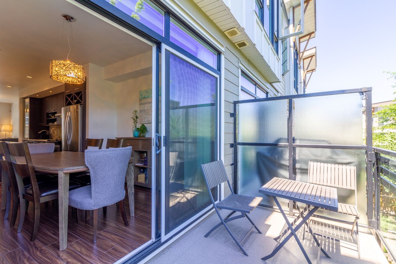 60 9989 E Barnston Drive, North Surrey 26