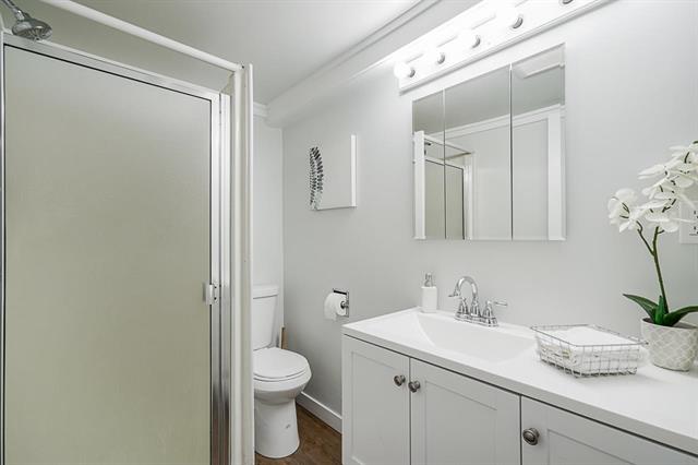 7321 Barnet Road, Burnaby North 21