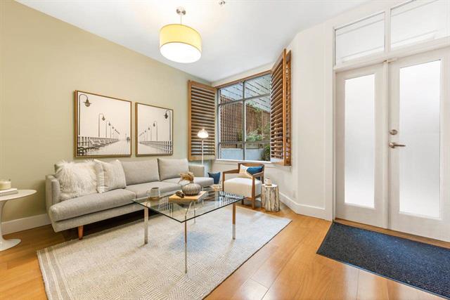 822 W 6th Avenue, Vancouver West 4