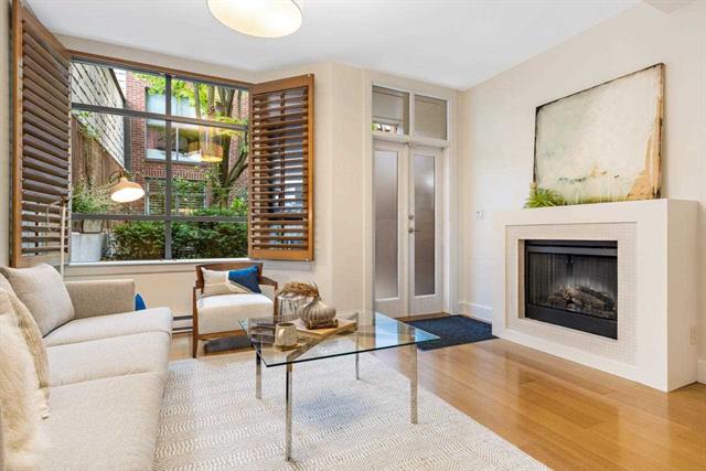 822 W 6th Avenue, Vancouver West 5