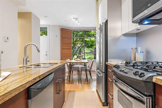 822 W 6th Avenue, Vancouver West 7