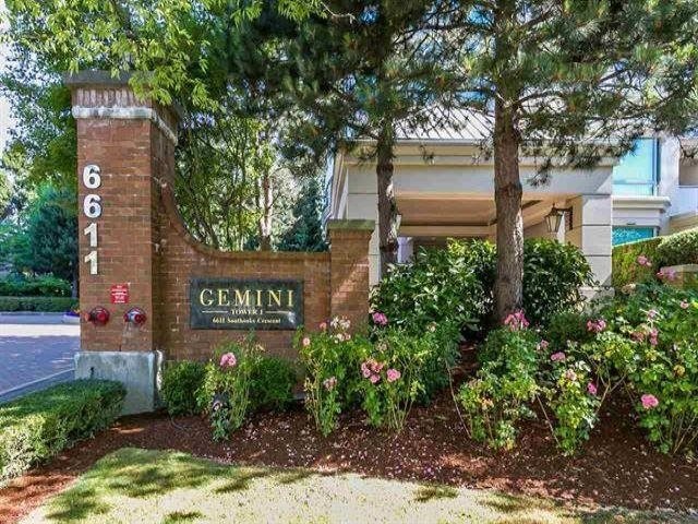903 6611 Southoaks Crescent, Burnaby South 3