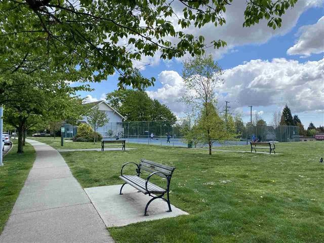 903 6611 Southoaks Crescent, Burnaby South 7
