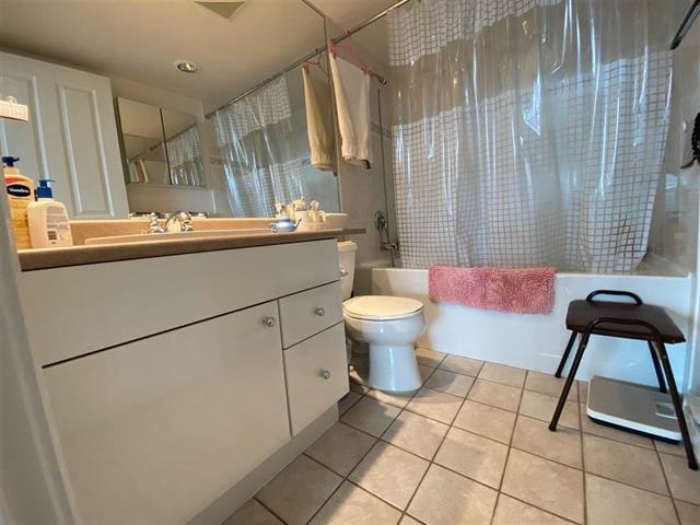 903 6611 Southoaks Crescent, Burnaby South 10