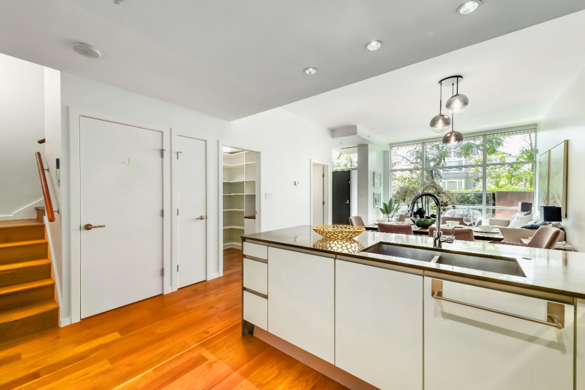 8460 Cornish Street, Vancouver West 10