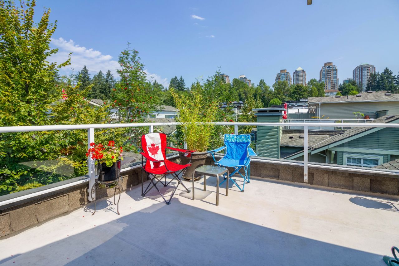 12 7428 Southwynde Ave, Burnaby South 26