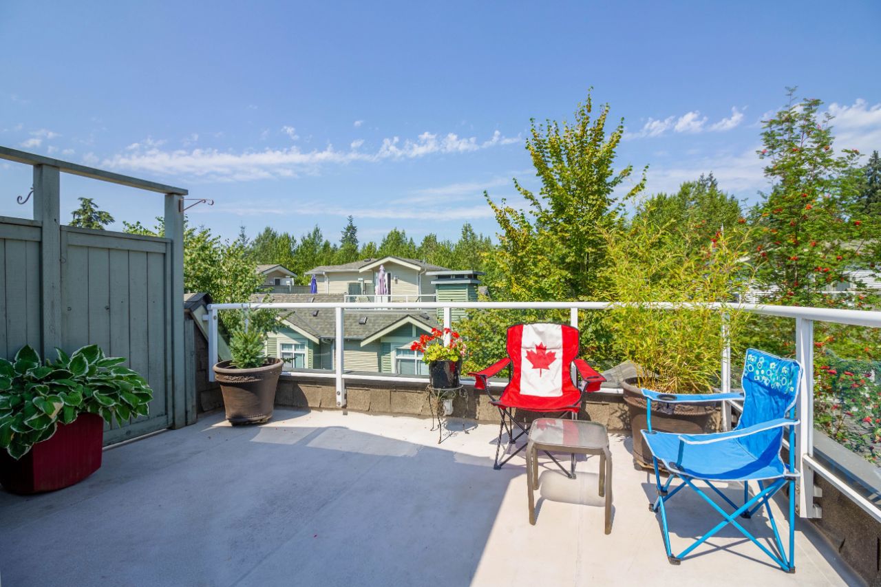 12 7428 Southwynde Ave, Burnaby South 27