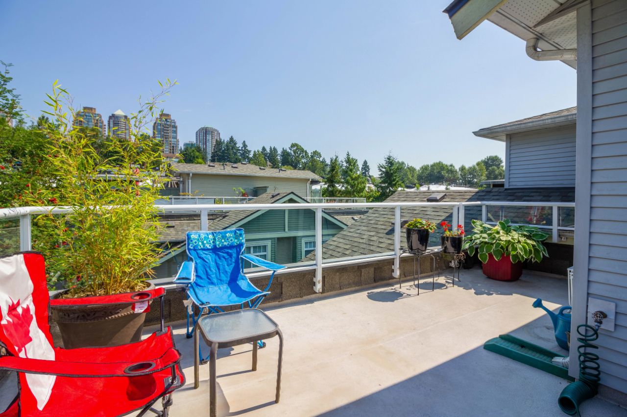12 7428 Southwynde Ave, Burnaby South 28