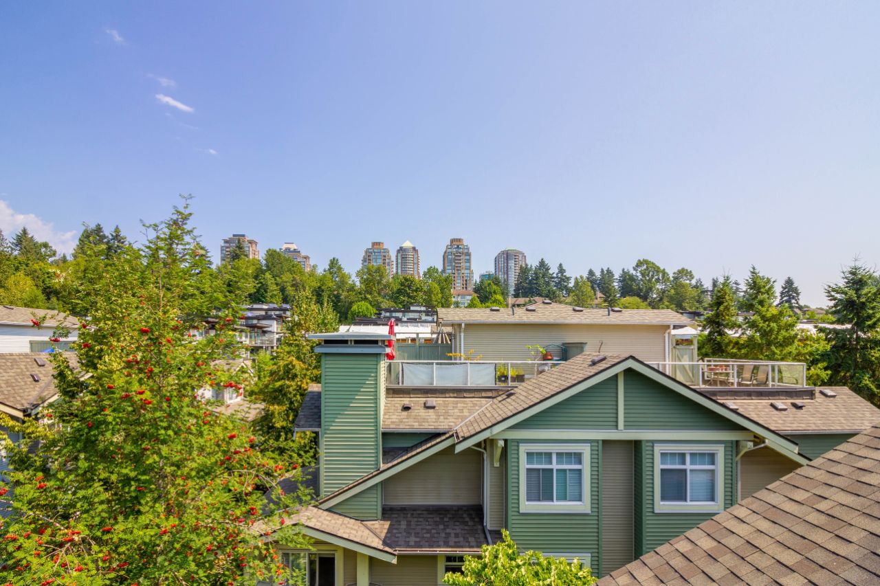 12 7428 Southwynde Ave, Burnaby South 31