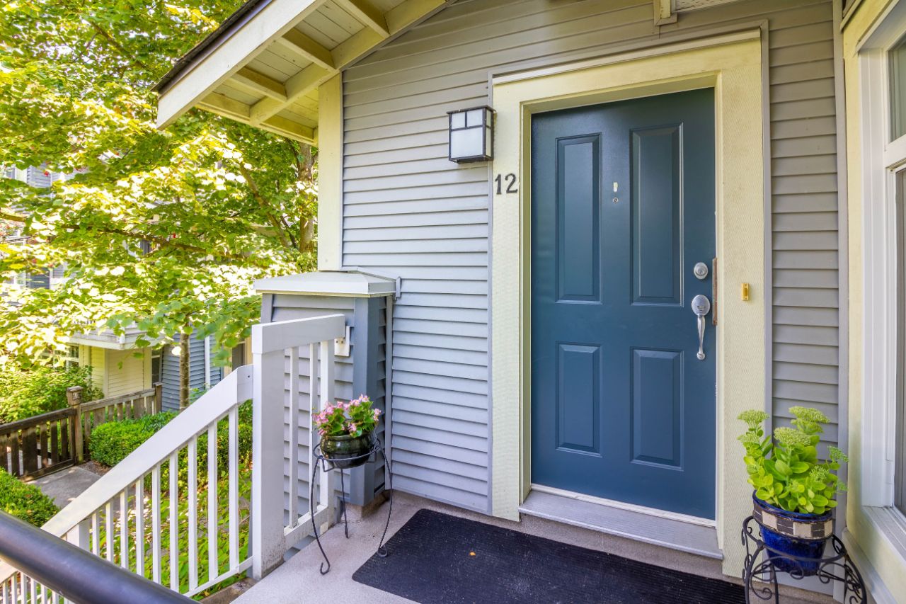 12 7428 Southwynde Ave, Burnaby South 32