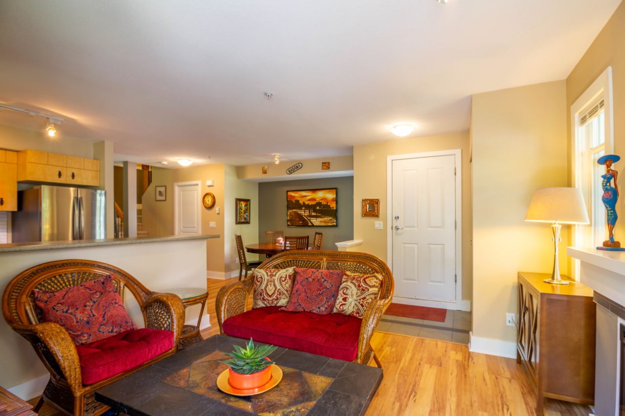 12 7428 Southwynde Ave, Burnaby South 6