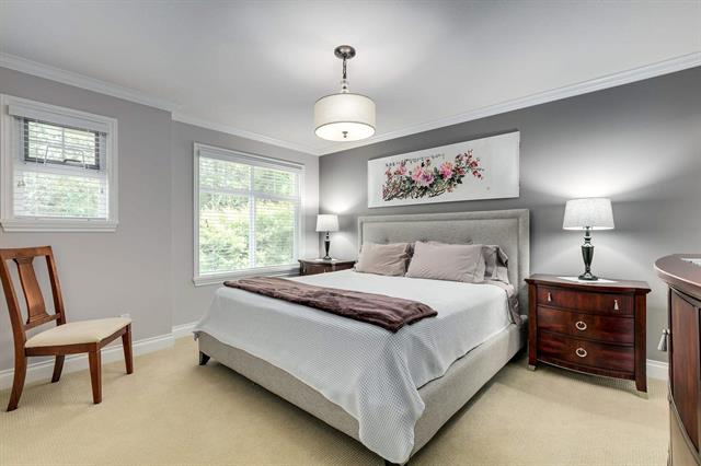 31 15454 32 AVENUE 19