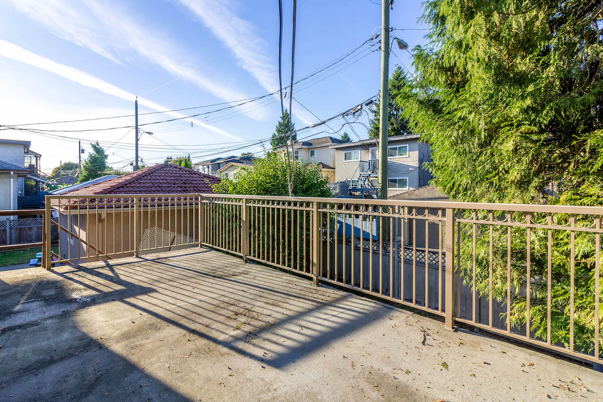 803 W 68th Ave, Vancouver West 13