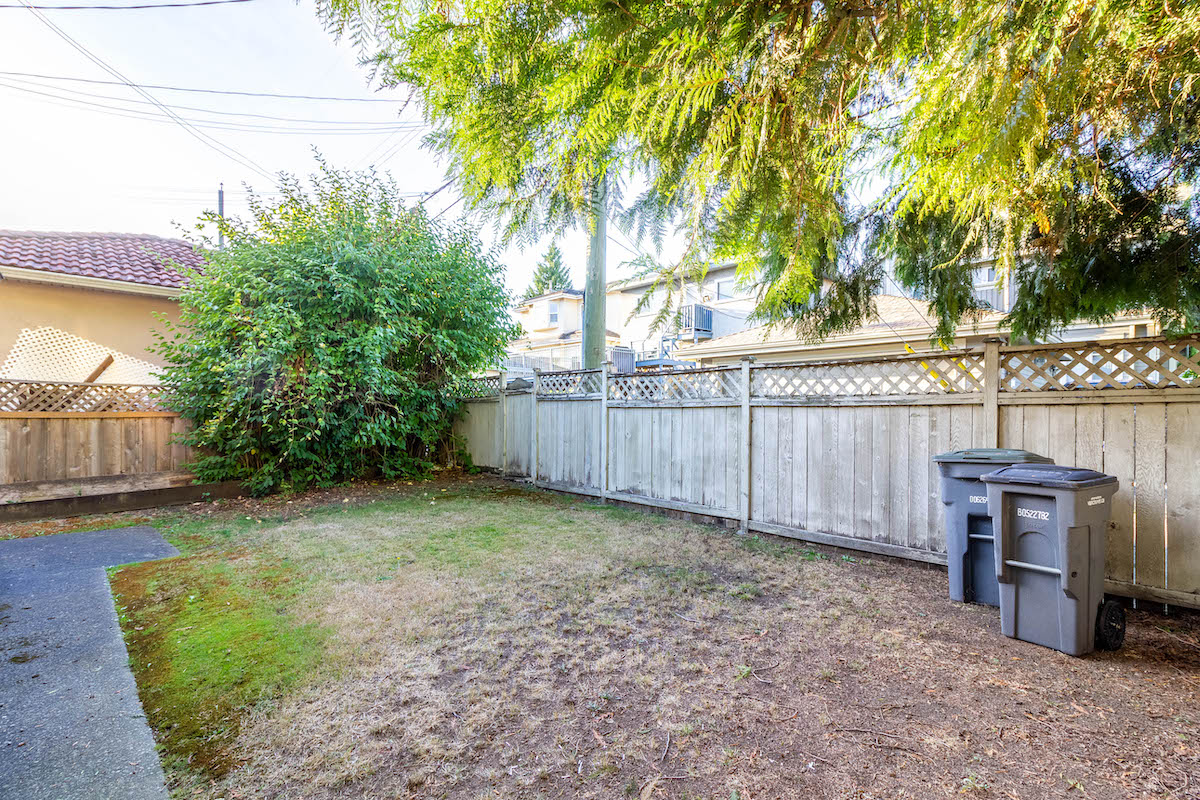 803 W 68th Ave, Vancouver West 25