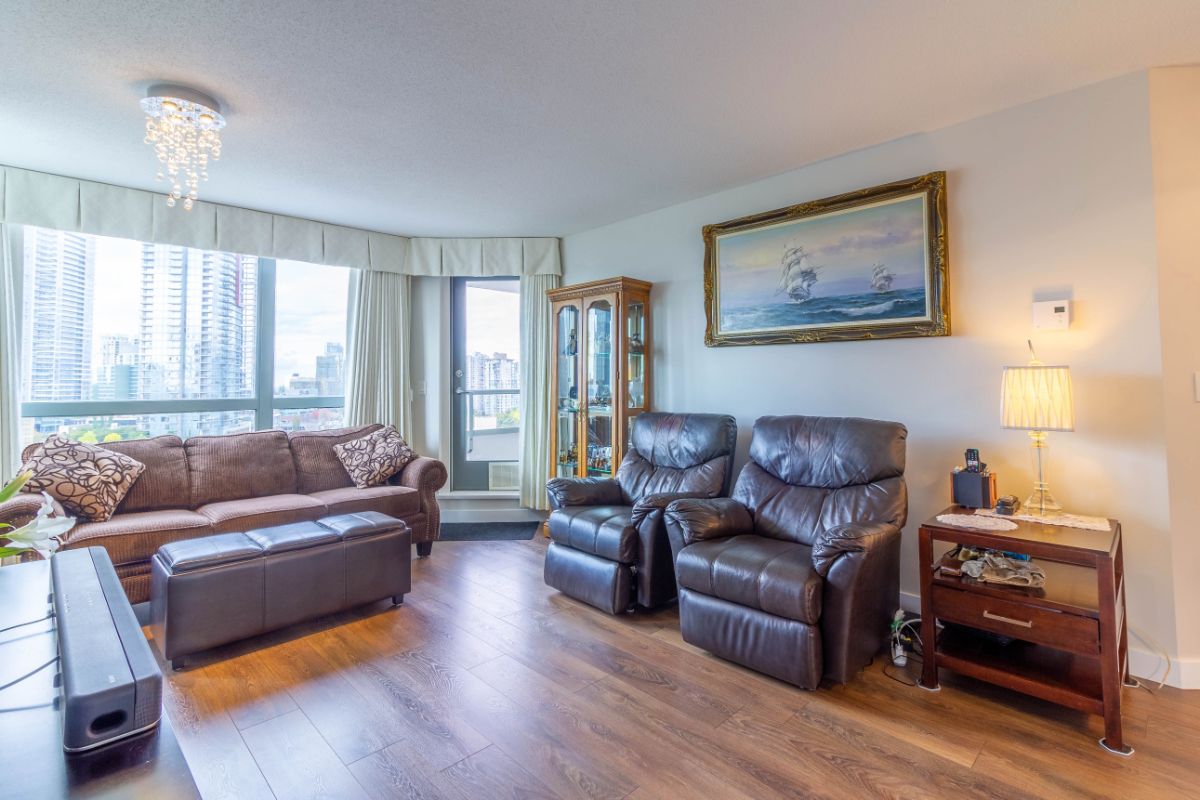 1105 4788 Hazel St, Burnaby South 3