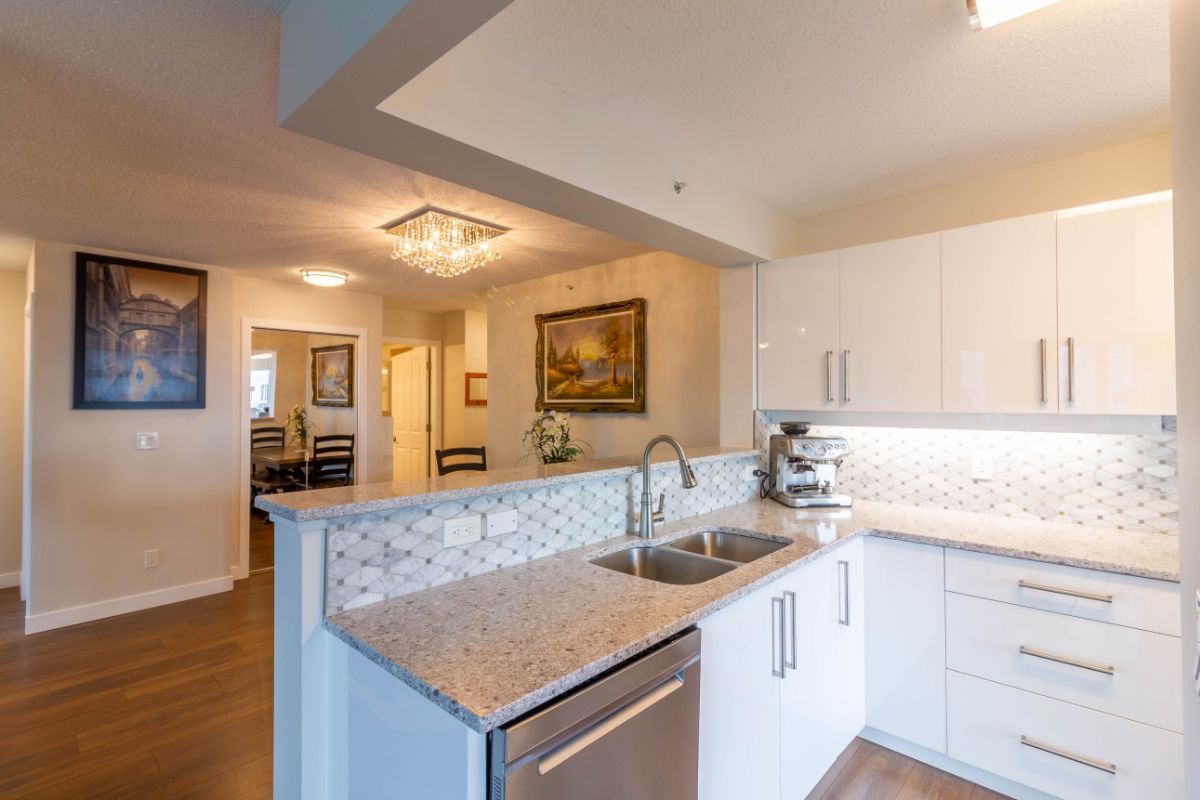 1105 4788 Hazel St, Burnaby South 10